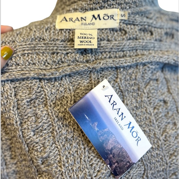 Aran Mor Merino Wool Cable Knit One Button Cardigan Sweater - Picture 7 of 8